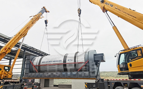 淀粉渣烘干機吊裝現場 淀粉渣烘干機吊裝現場